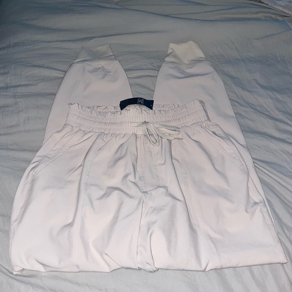 Women’s joggers